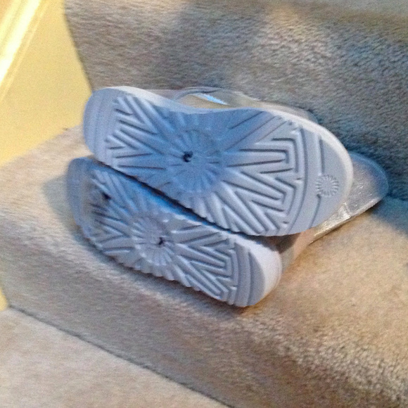 New UGG Classic Glitter Patchwork - Picture 8 of 8